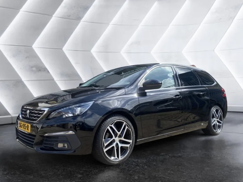 Peugeot 308 (2018) — foto 1