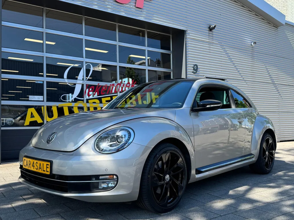 Volkswagen Beetle (2016) — foto 1