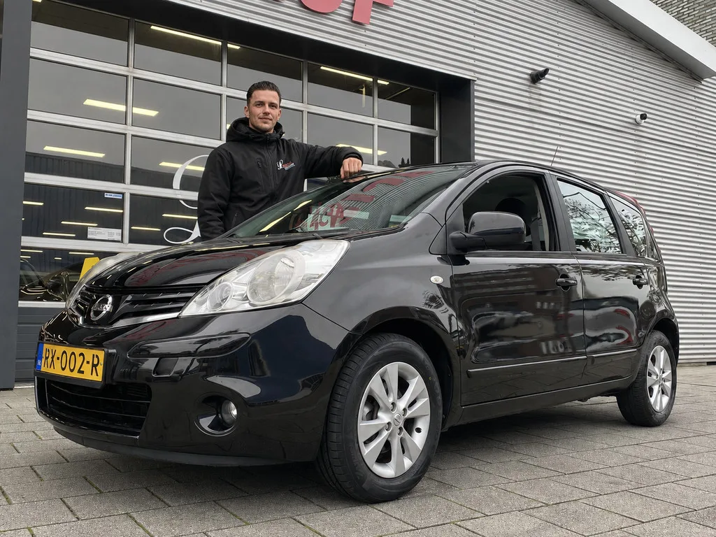 Nissan Note (2010) — foto 1