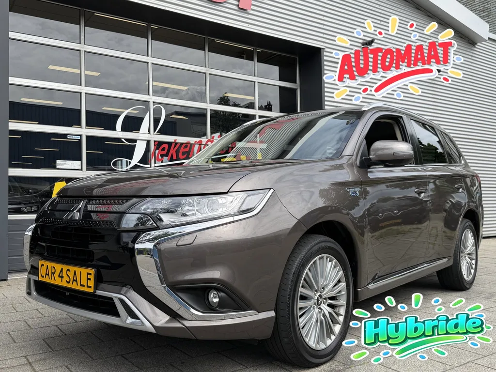 Mitsubishi Outlander (2020) — foto 1