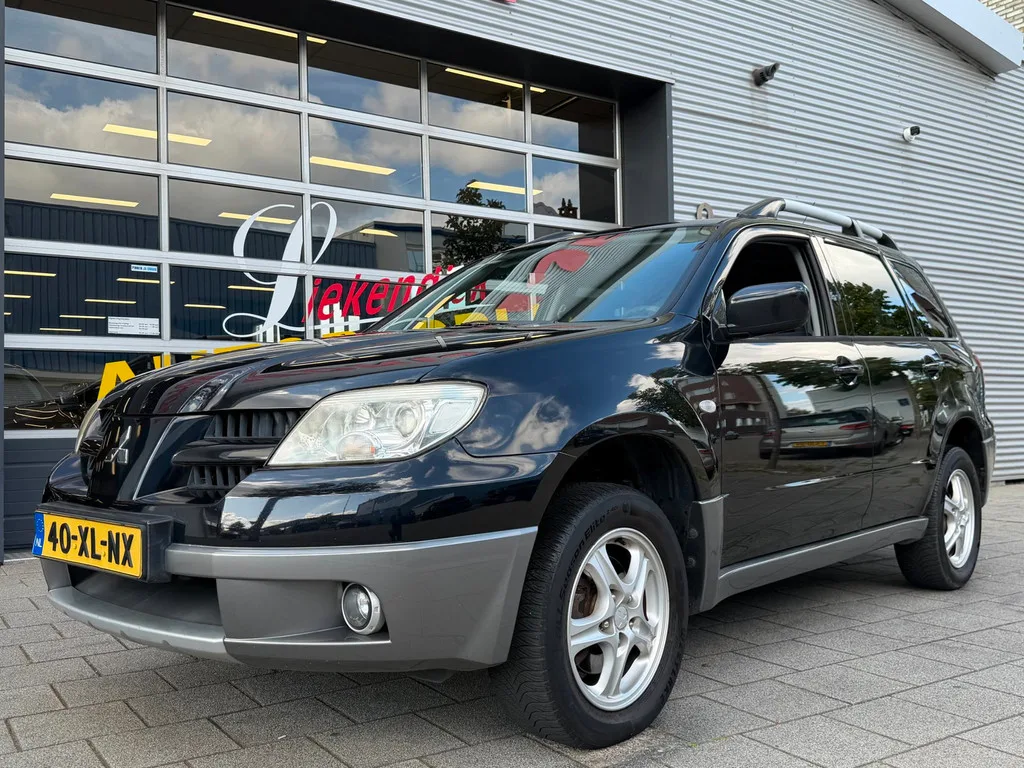 Mitsubishi Outlander (2007) — foto 1