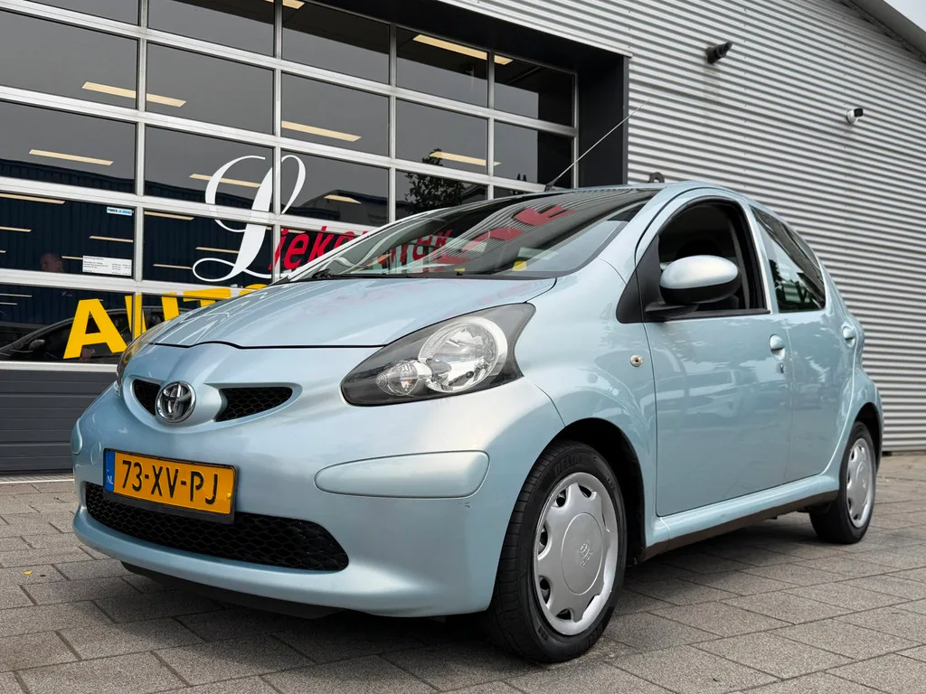 Toyota Aygo (2007) — foto 1