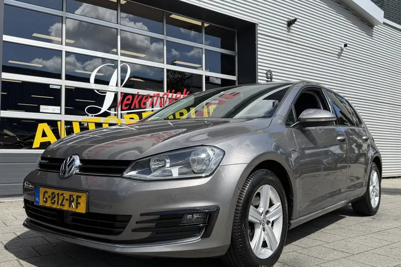 Volkswagen Golf (2015)