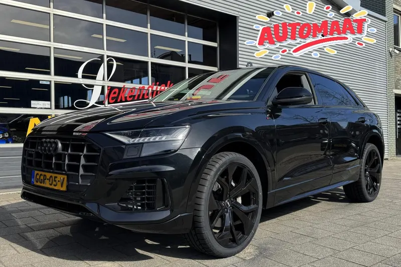 Audi Q8 (2023)