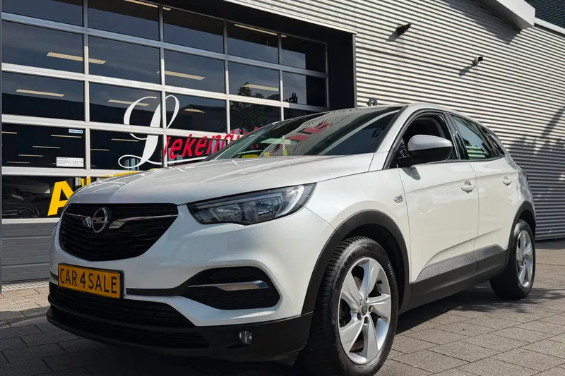 Opel Grandland X (2018)
