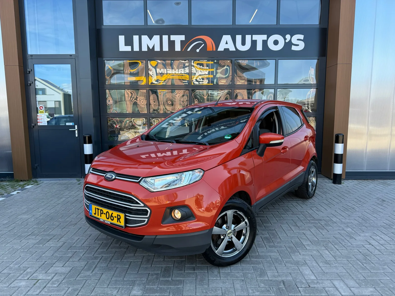 Ford EcoSport (2016) — foto 1