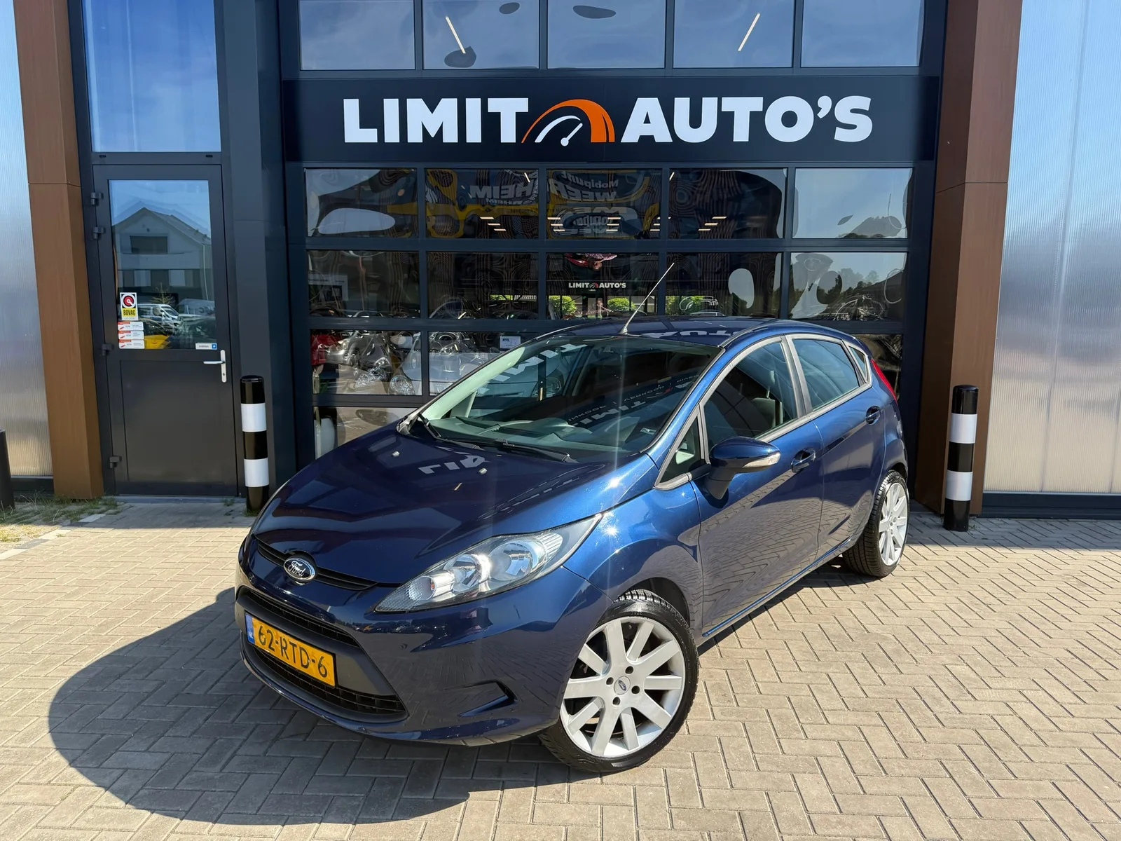 Ford Fiesta (2011) — foto 1