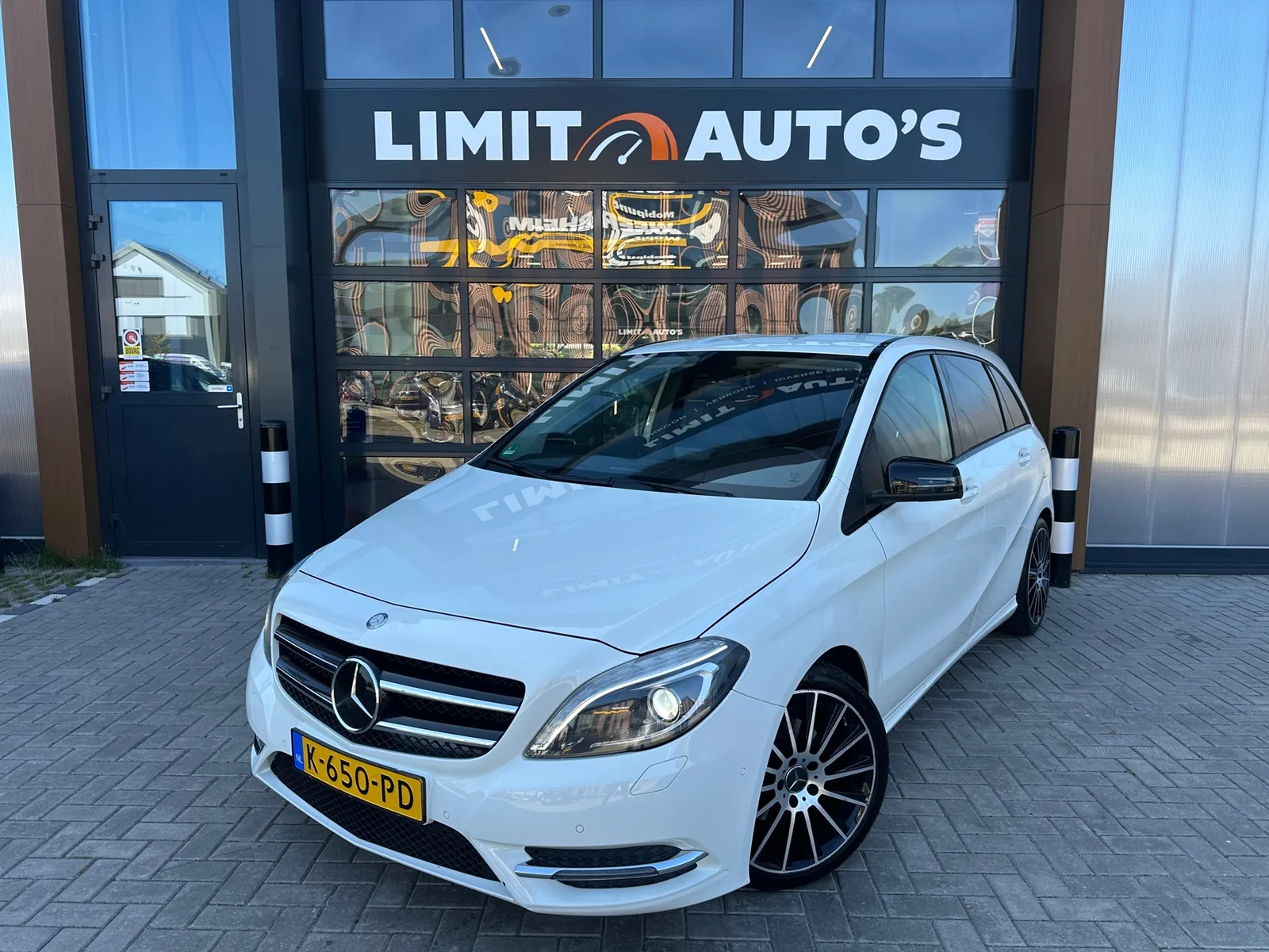 Mercedes-Benz B-Klasse (2015) — foto 1