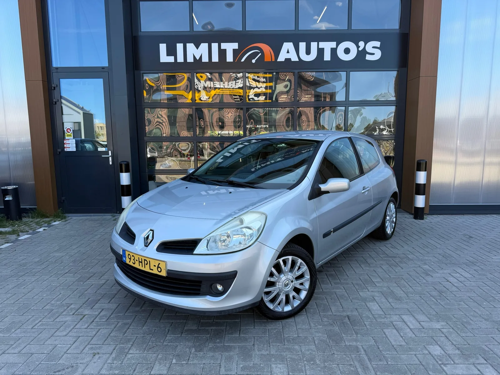Renault Clio (2009) — foto 1