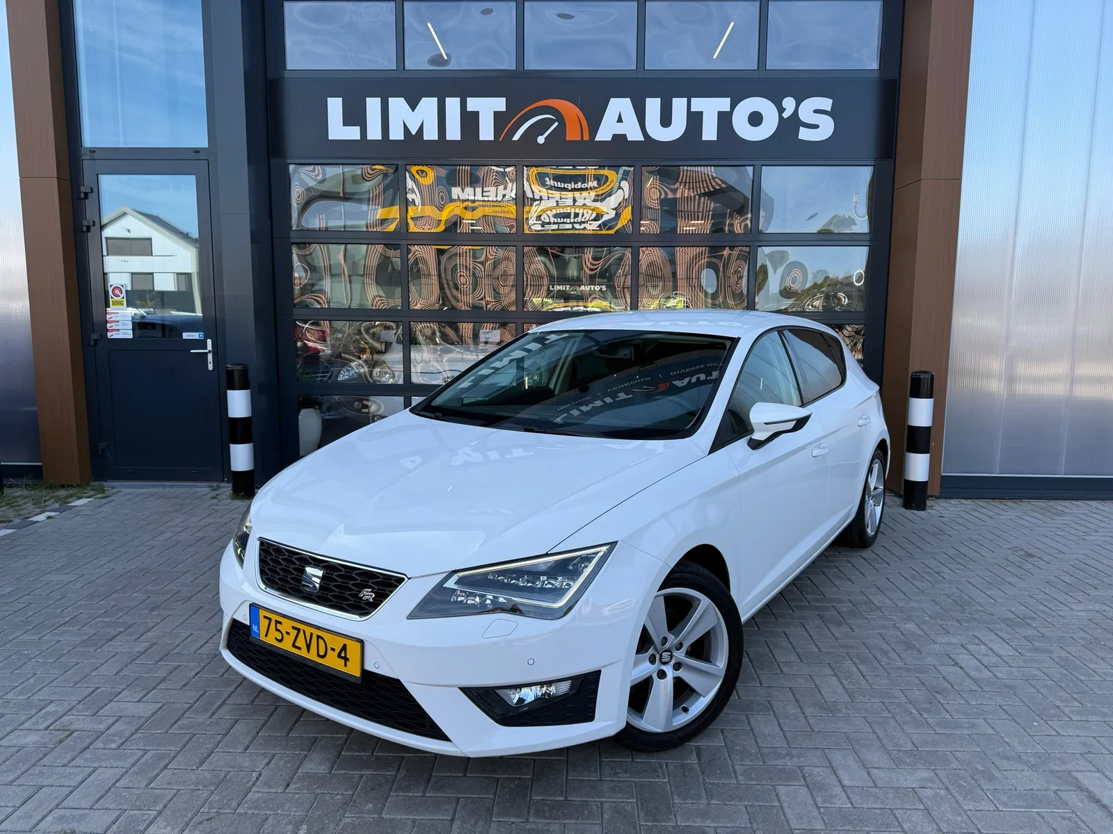 SEAT Leon (2013) — foto 1