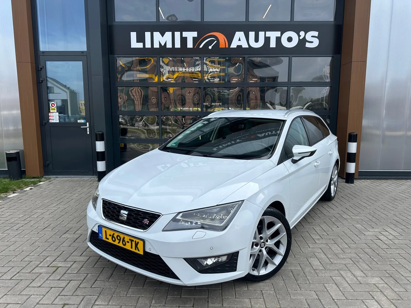 SEAT Leon (2016) — foto 1
