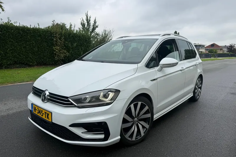 Volkswagen Golf Sportsvan (2017)