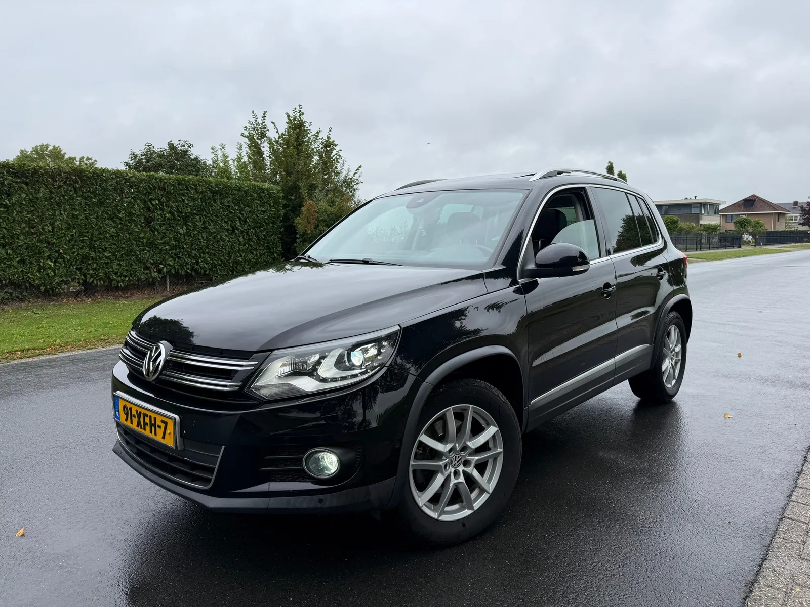 Volkswagen Tiguan (2012) — foto 1