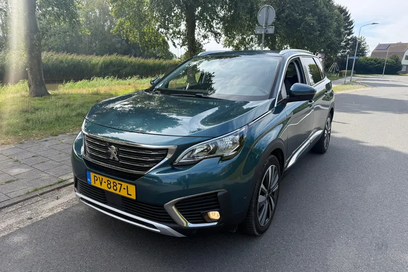 Peugeot 5008 (2017)