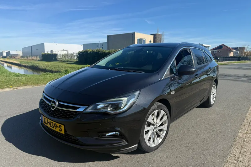 Opel Astra (2016)