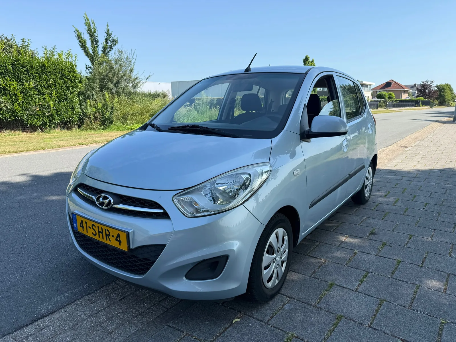 Hyundai i10 (2011) — foto 1