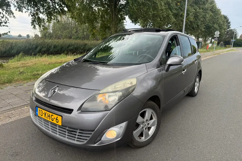 Renault Grand Scénic (2009)
