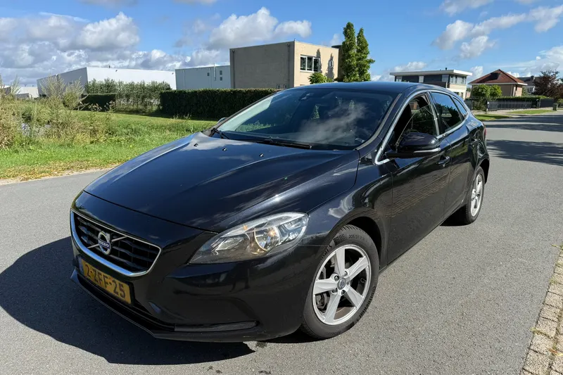 Volvo V40 (2014)