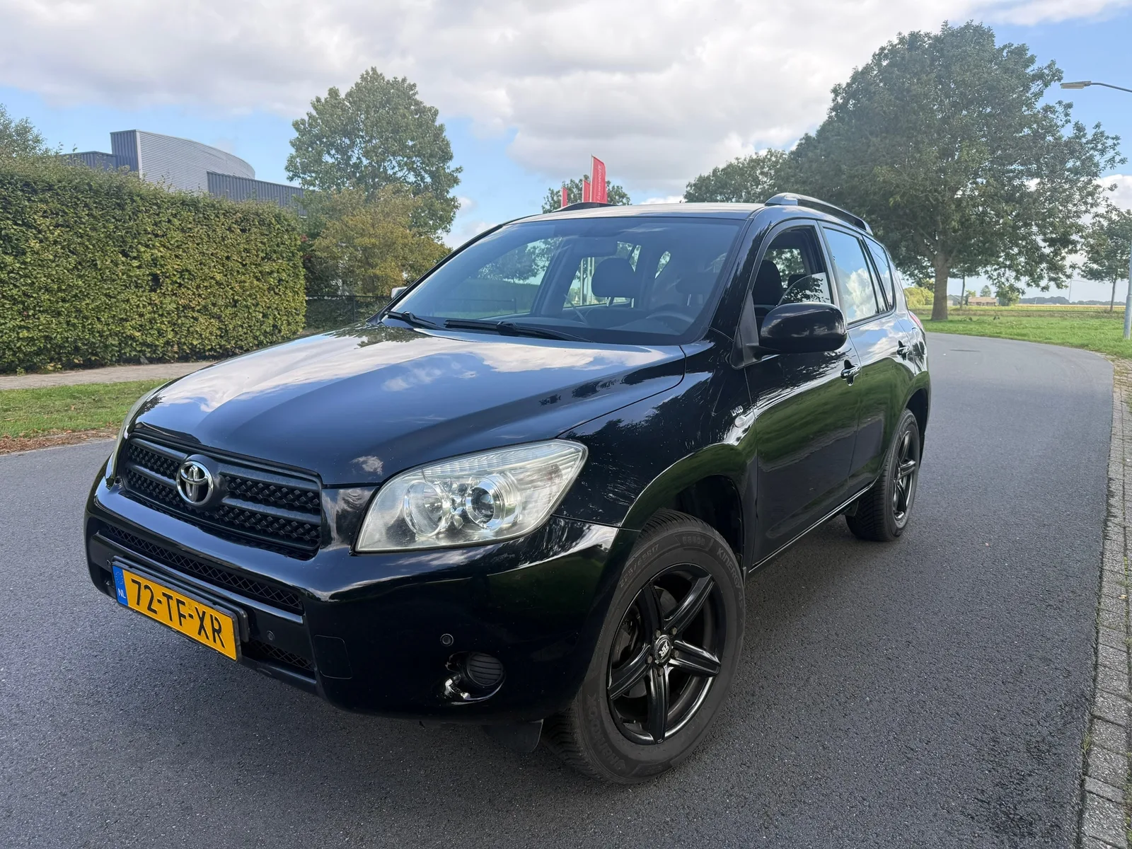 Toyota RAV4 (2006) — foto 1