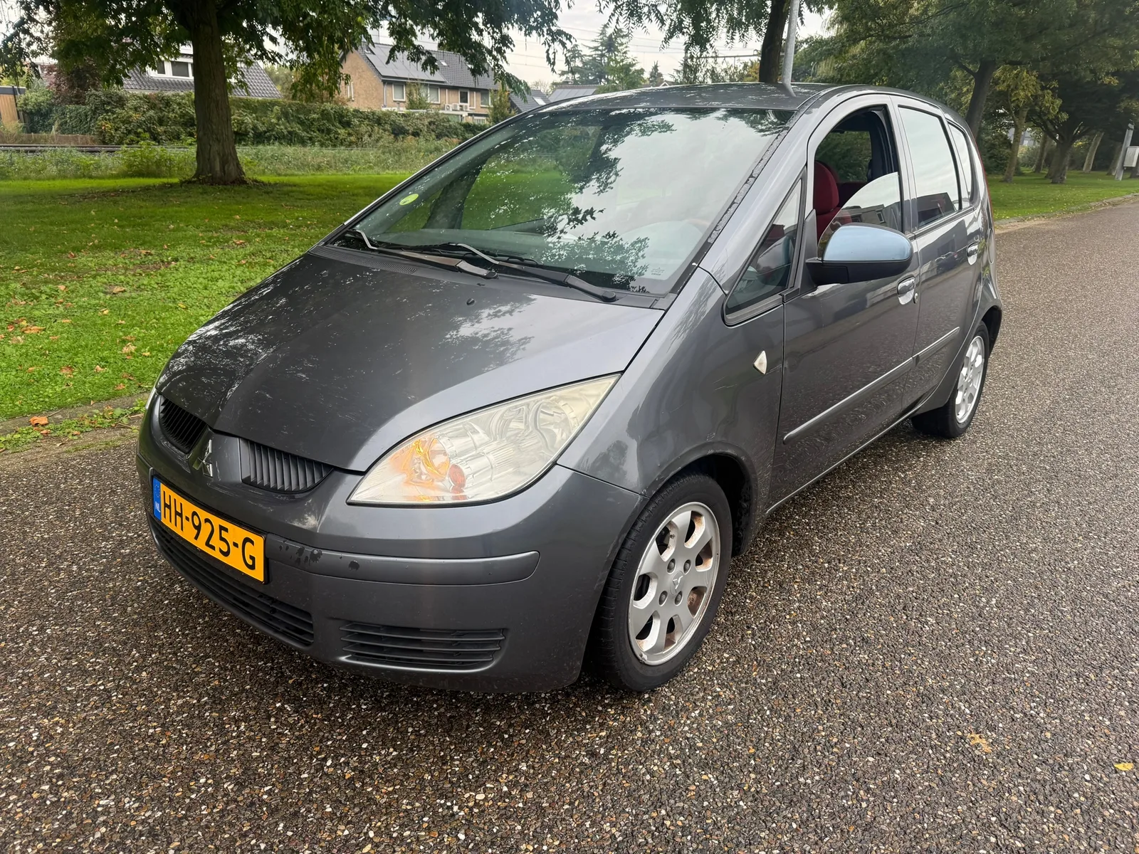 Mitsubishi Colt (2006) — foto 1