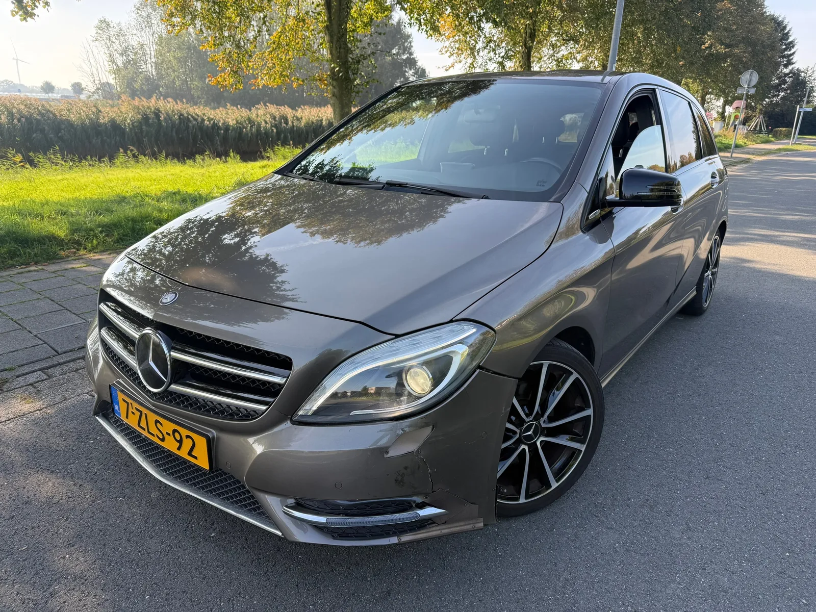 Mercedes-Benz B-Klasse (2012) — foto 1
