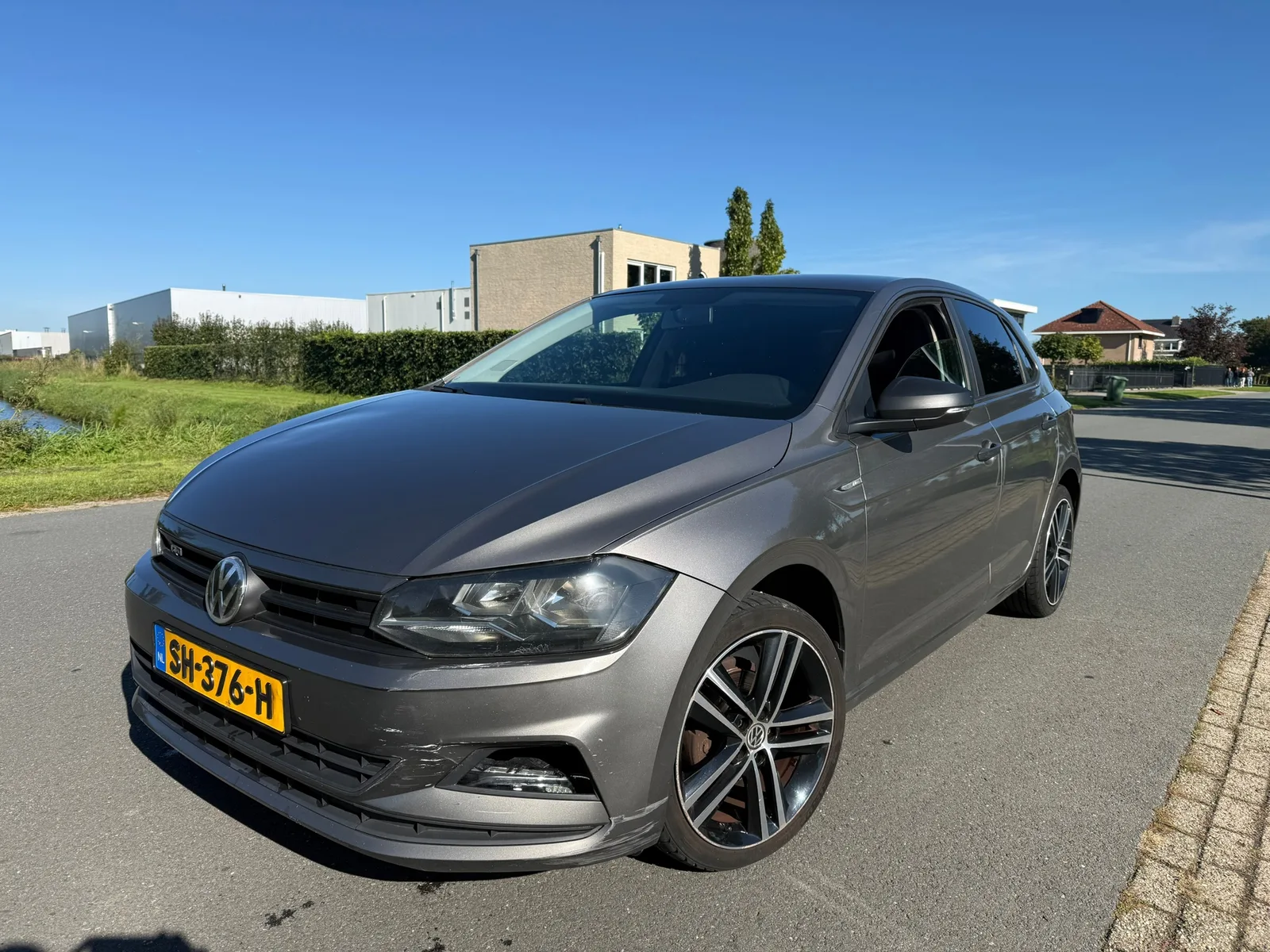 Volkswagen Polo (2018) — foto 1