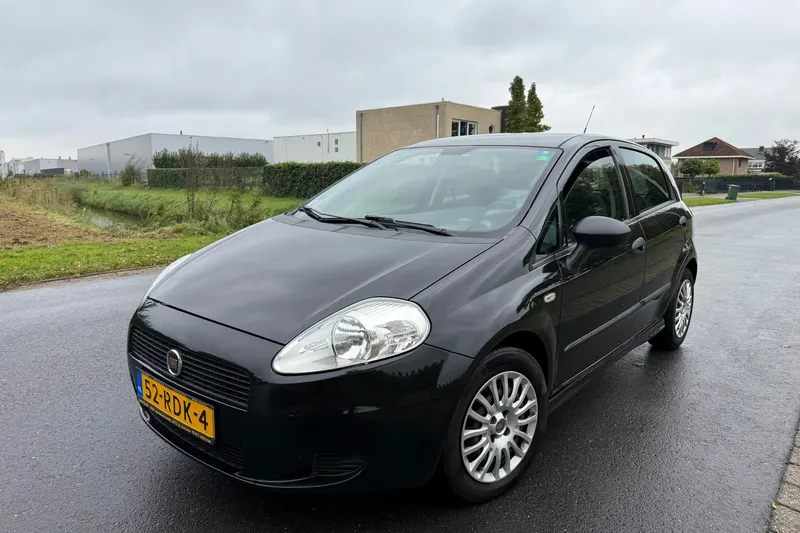 Fiat Grande Punto (2011)