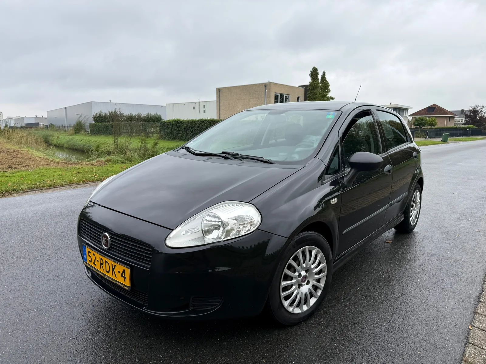 Fiat Grande Punto (2011) — foto 1