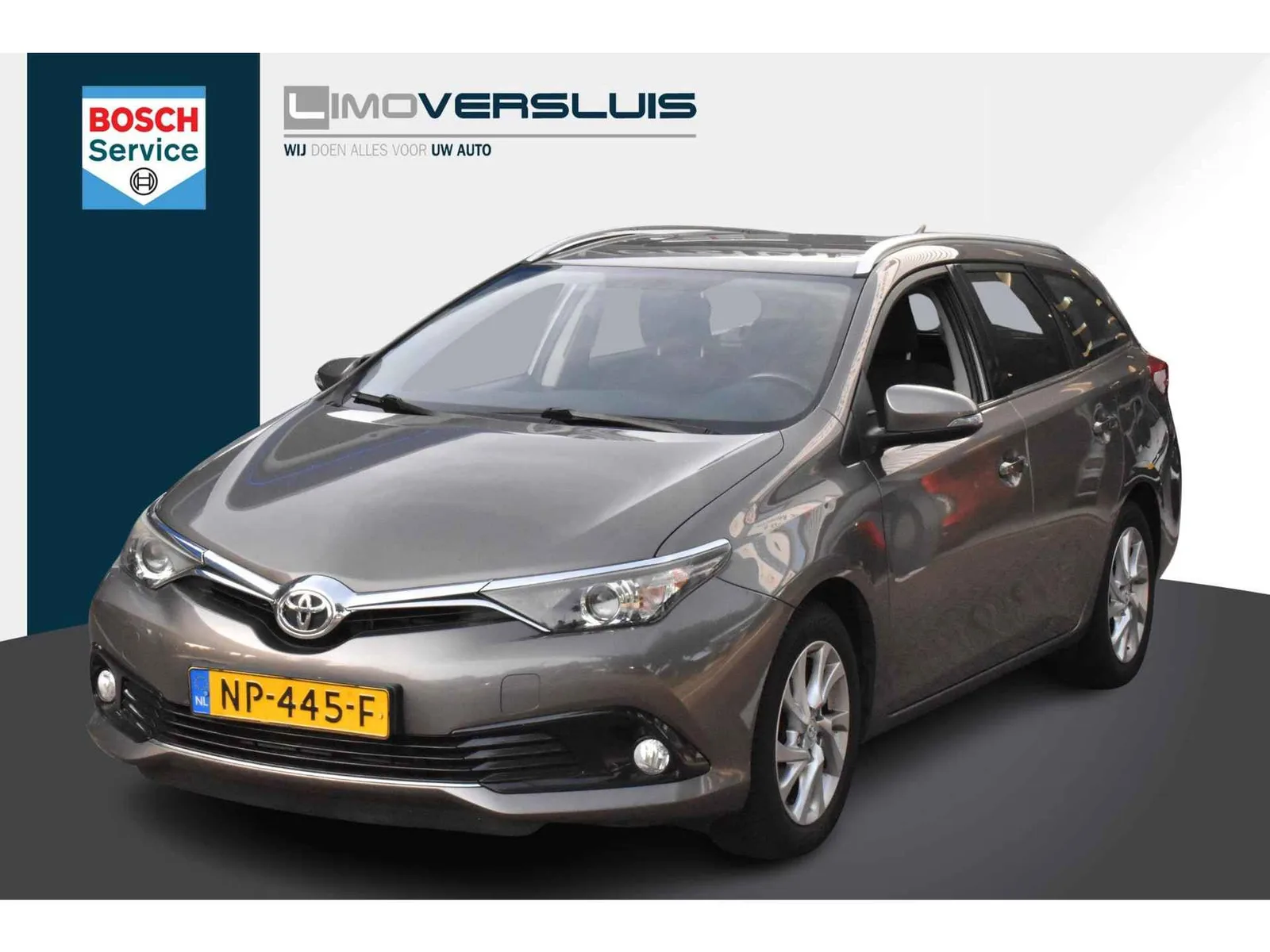 Toyota Auris (2017) — foto 1