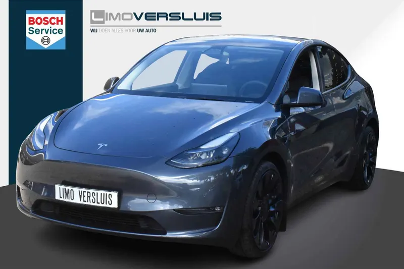 Tesla Model Y (2022)
