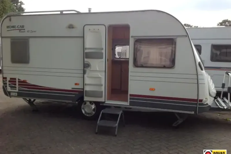 Home-car Onbekend (2005)