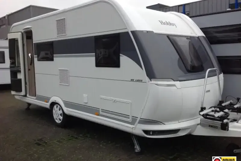 Hobby De Luxe (2025)