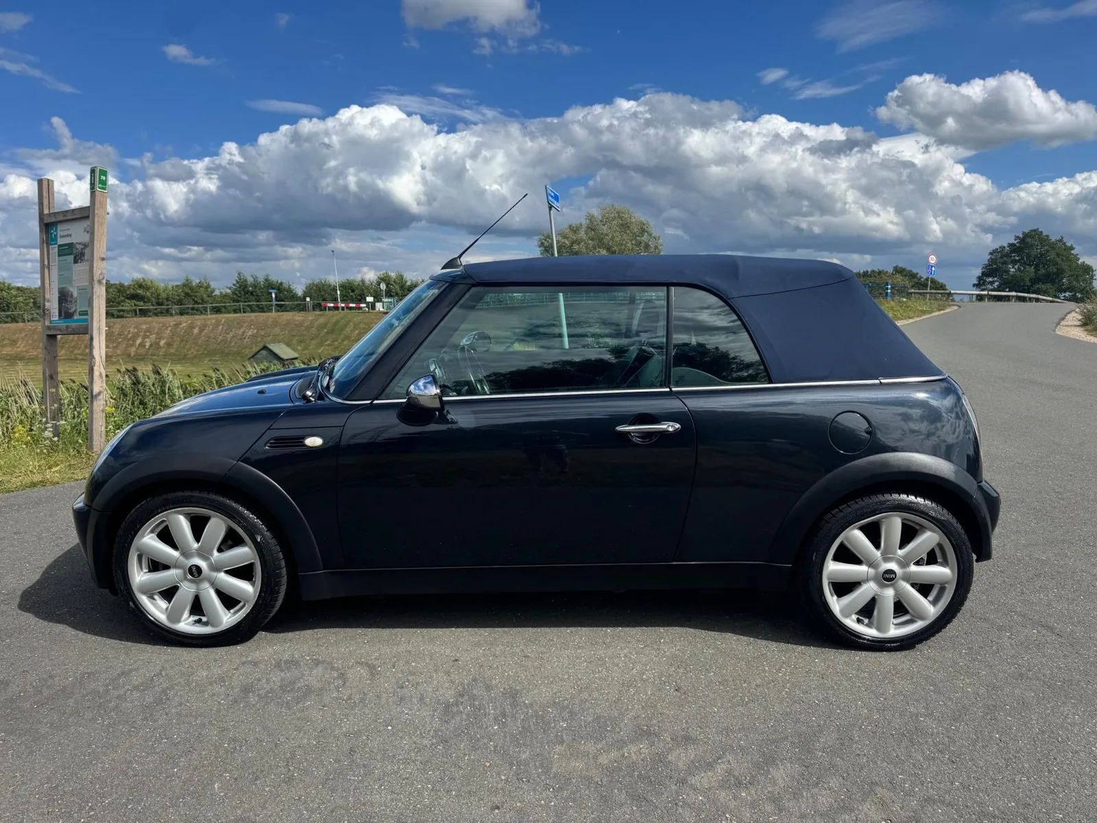MINI Cabrio (2006) — foto 1