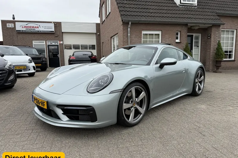 Porsche 911 (2022)