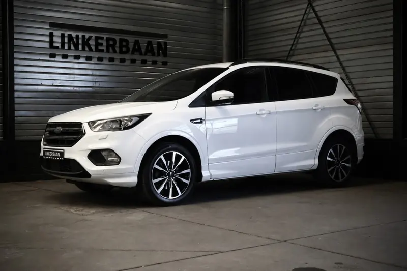 Ford Kuga (2017)