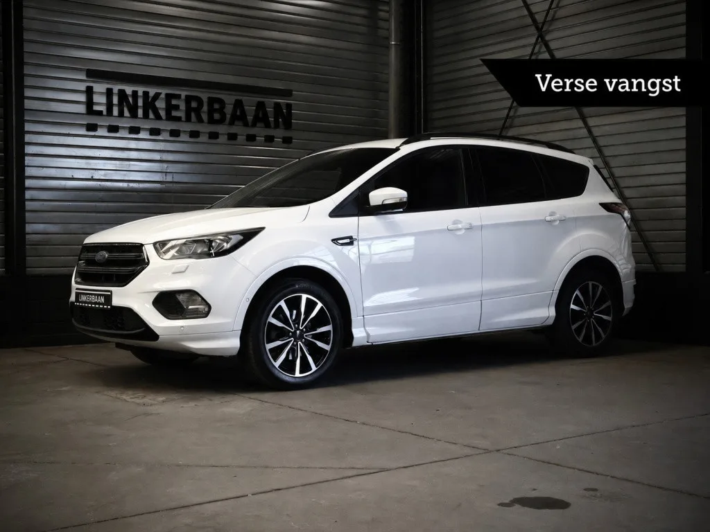 Ford Kuga (2017) — foto 1
