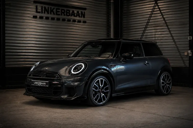 MINI Cooper (2024)