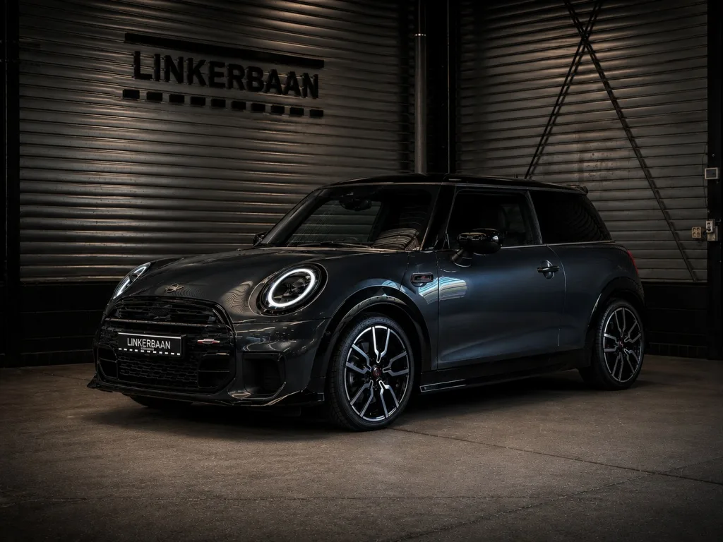MINI Cooper (2024) — foto 1