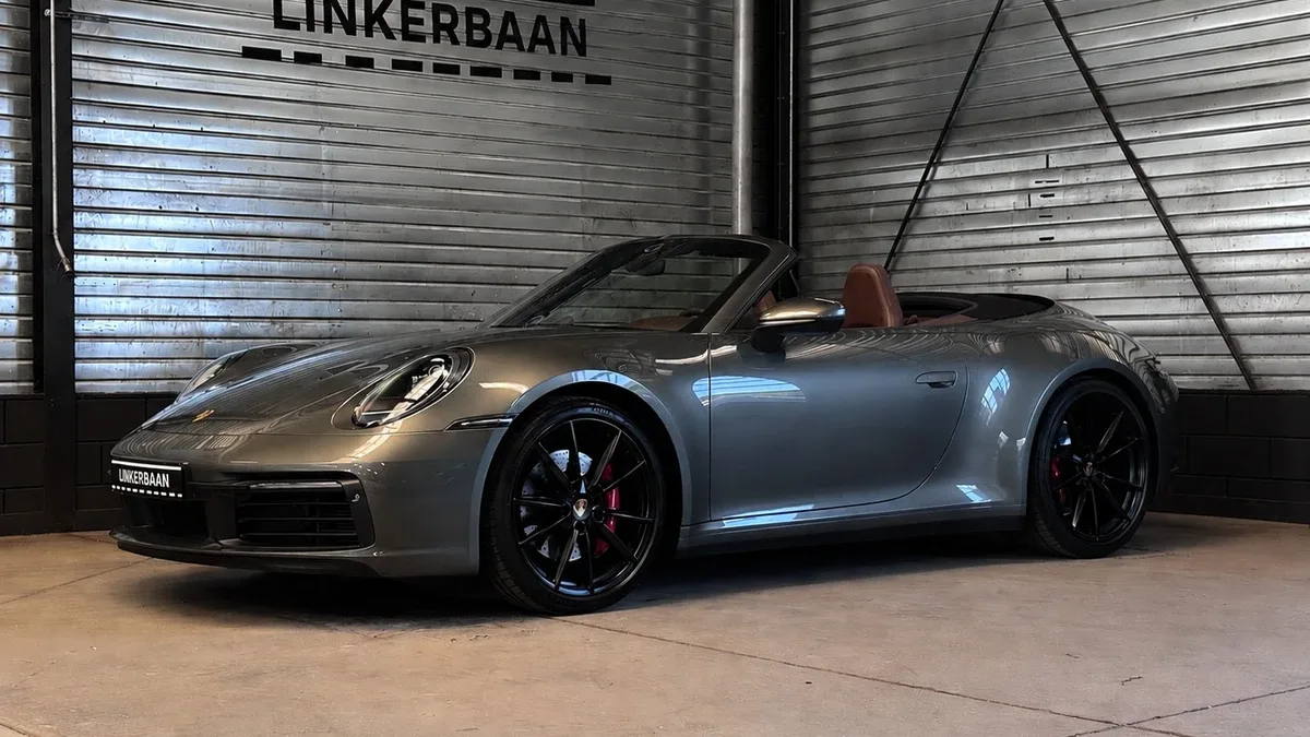 Porsche 911 (2019) — foto 1