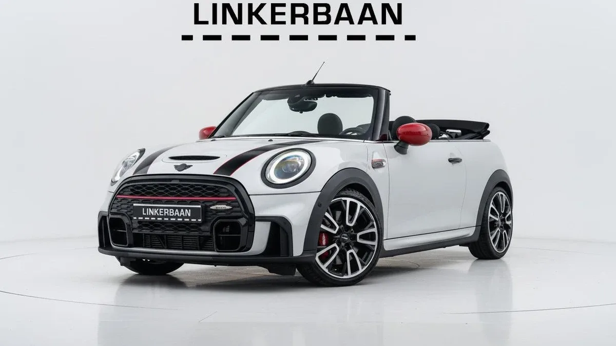 MINI Cabrio (2022) — foto 1