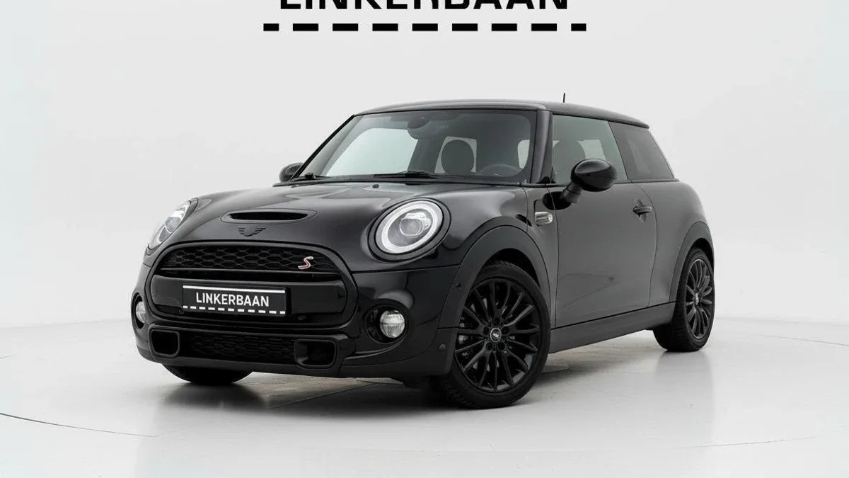 MINI Cooper (2018) — foto 1