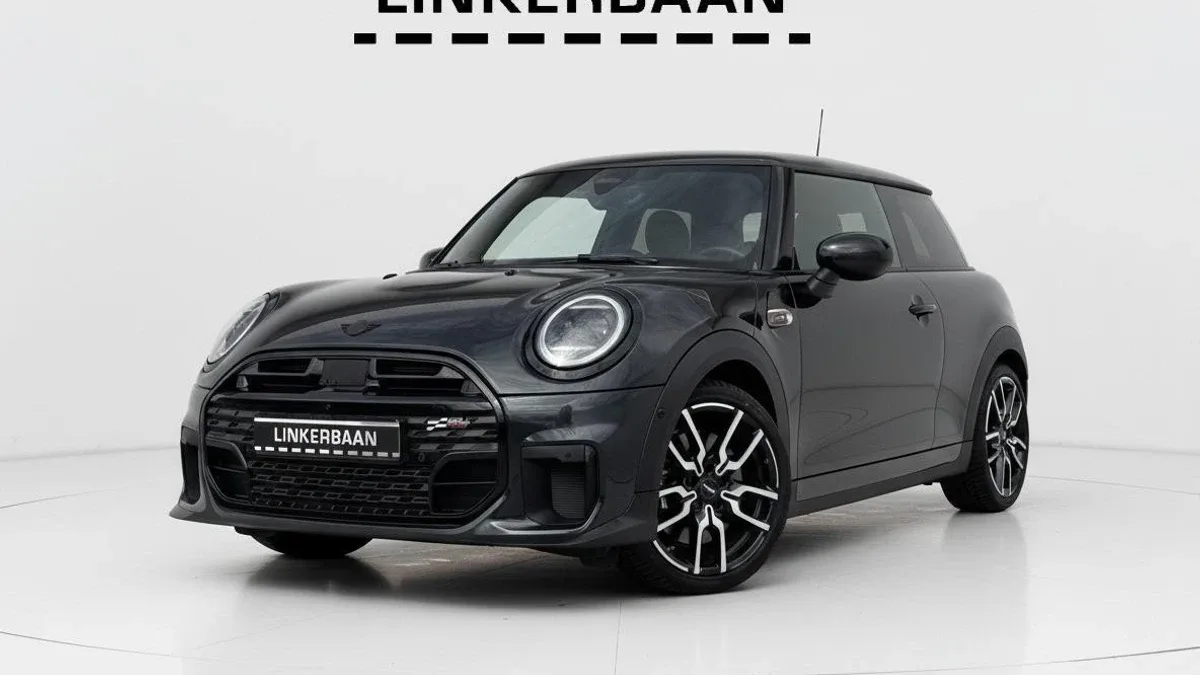 MINI Cooper (2024) — foto 1