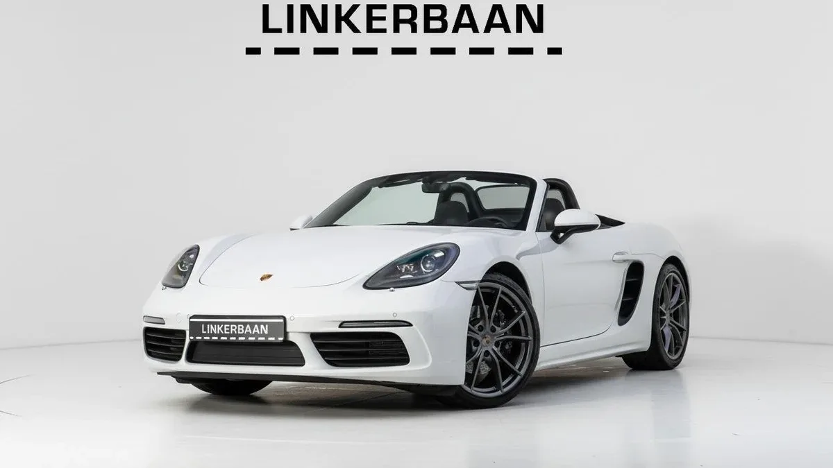 Porsche 718 (2018) — foto 1