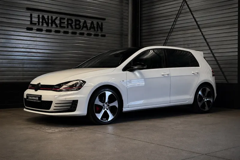 Volkswagen Golf (2014)