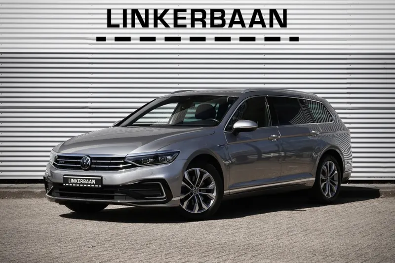 Volkswagen Passat (2022)