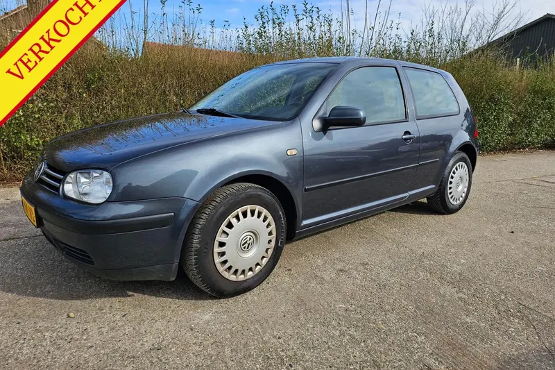 Volkswagen Golf (1998)