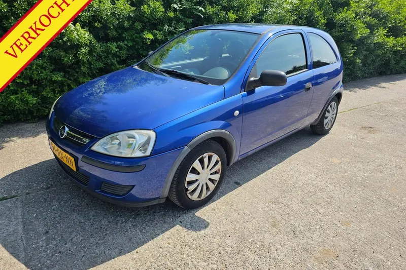 Opel CORSA-C (2005)