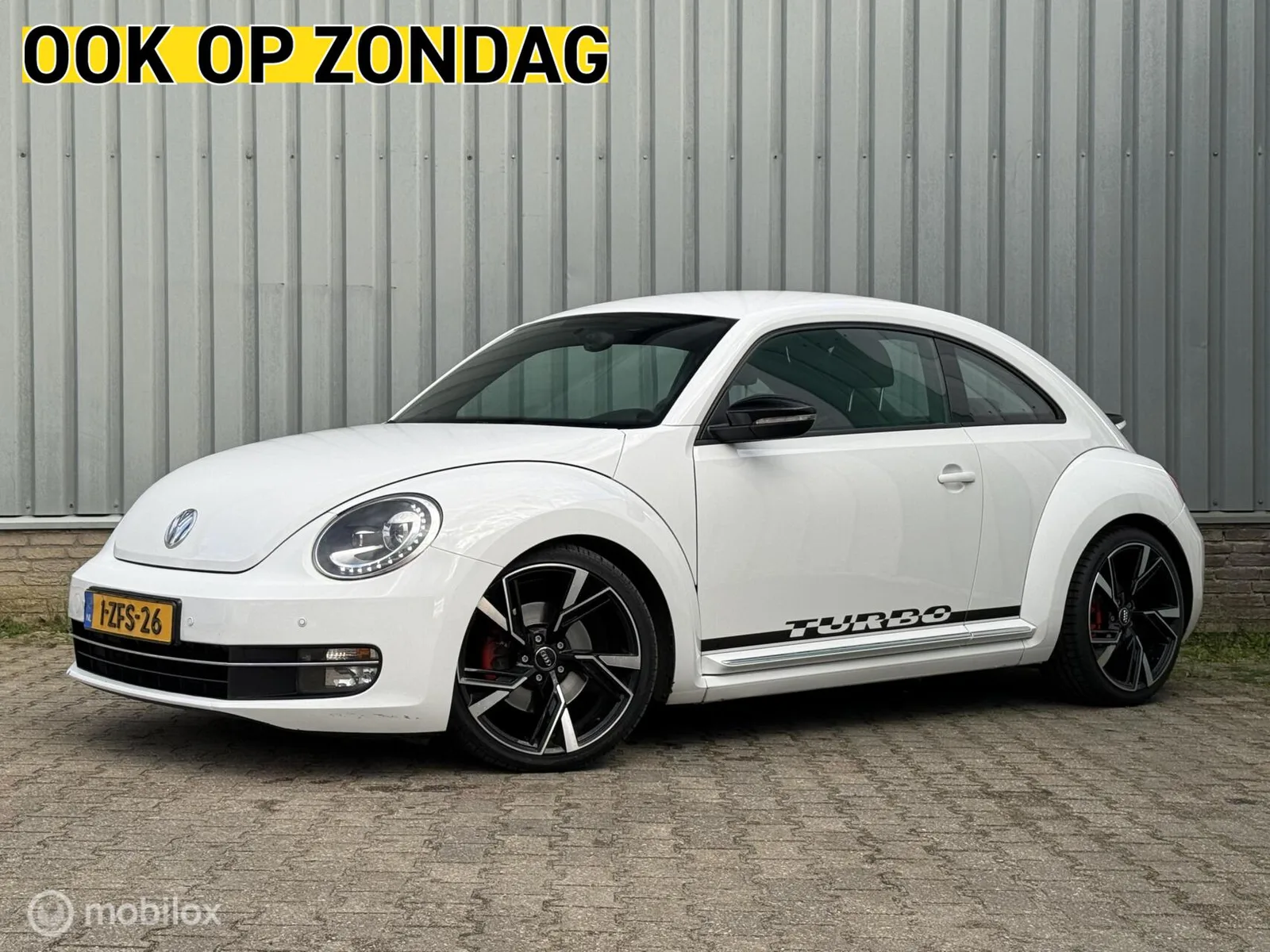 Volkswagen Beetle (2011) — foto 1