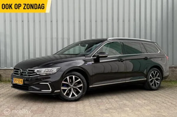 Volkswagen Passat (2020) — foto 1