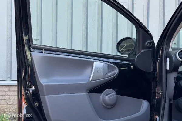 Toyota Aygo (2007) — foto 1